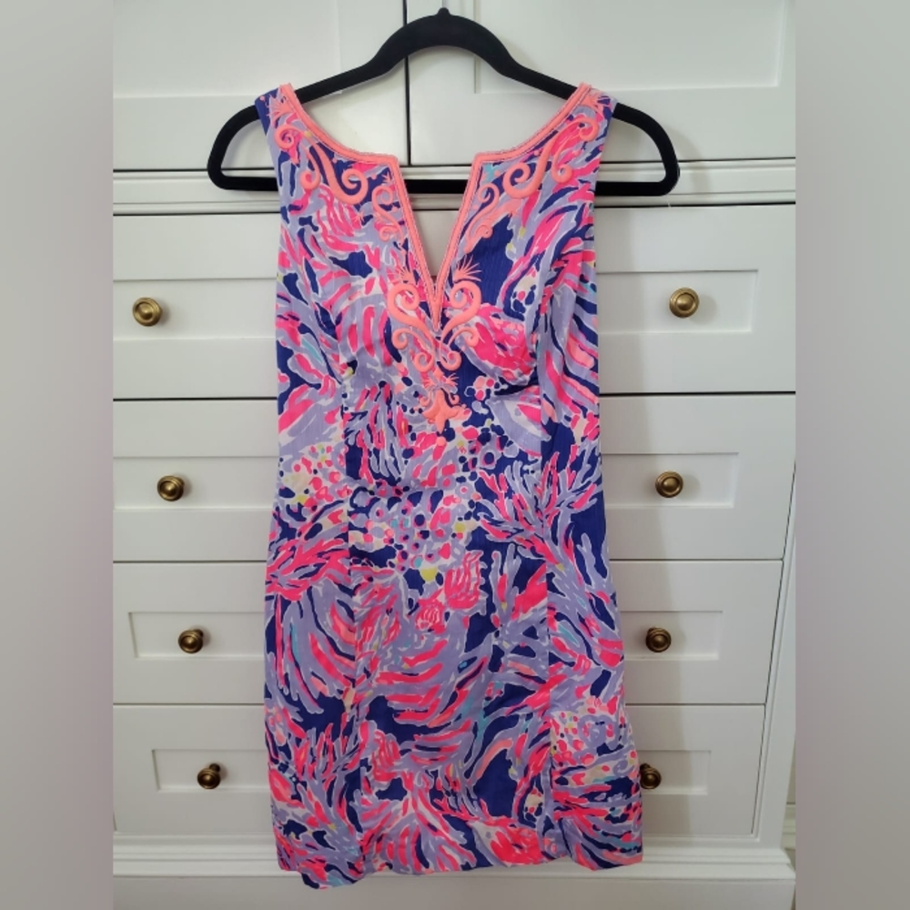 EUC Lilly pulitzer shift dress size 2